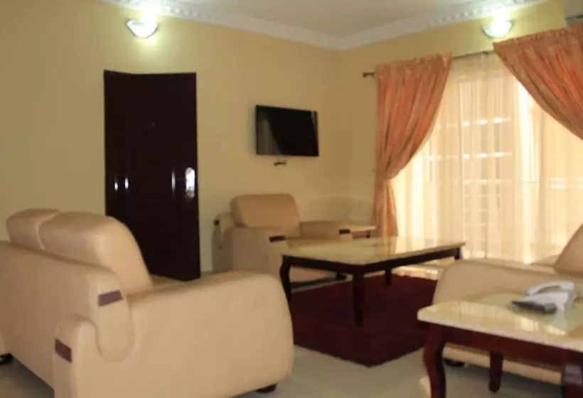 هتل The Habitat Suites & Apartments