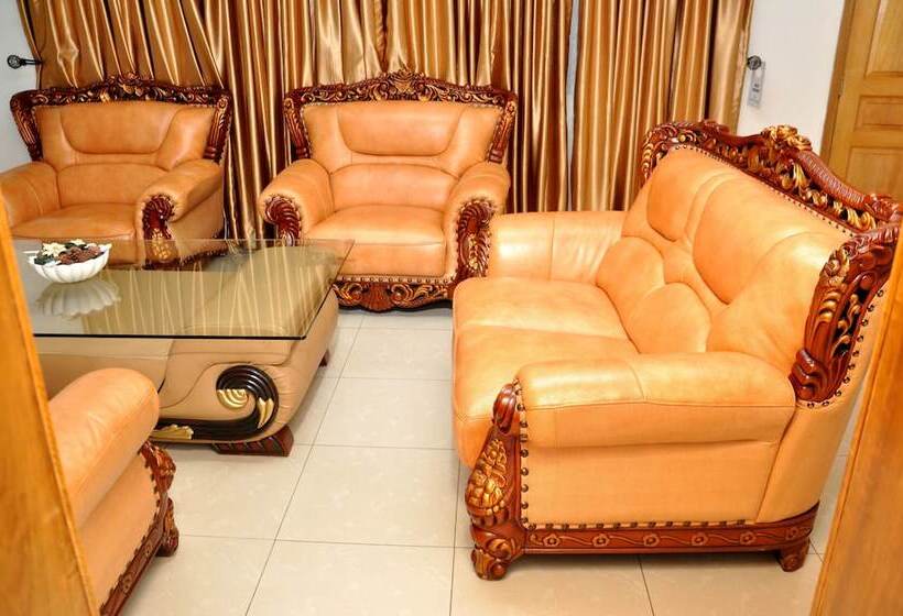 هتل The Habitat Suites & Apartments