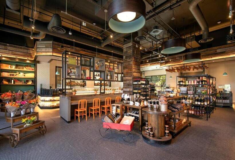 בית מלון כפרי Grand Reserve At The Meritage