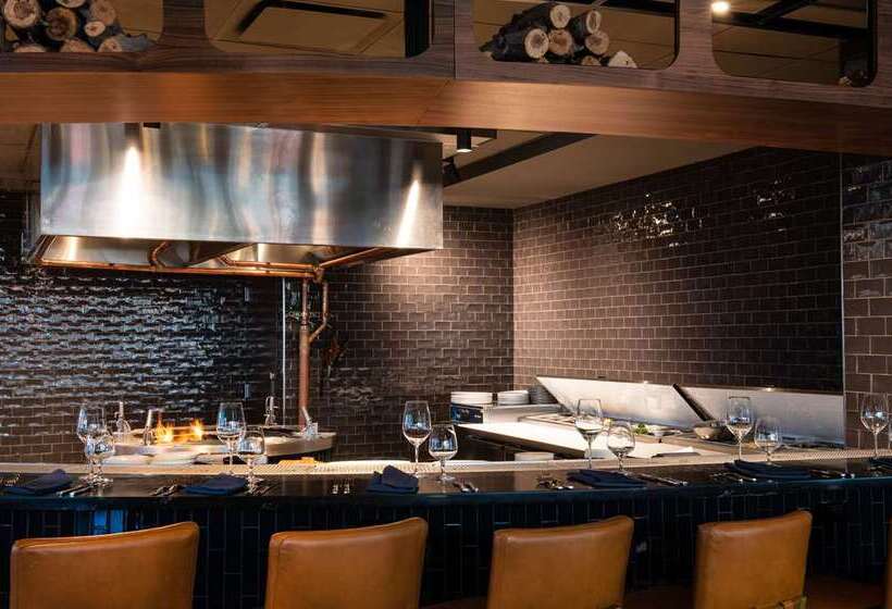 The Charter Hotel Seattle, Curio Collection By Hilton