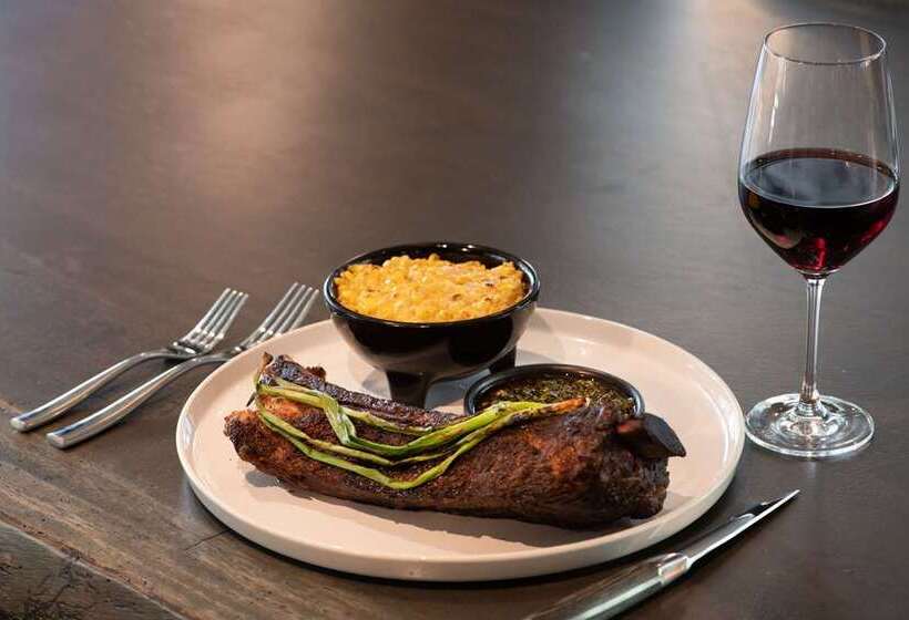 The Charter Hotel Seattle, Curio Collection By Hilton