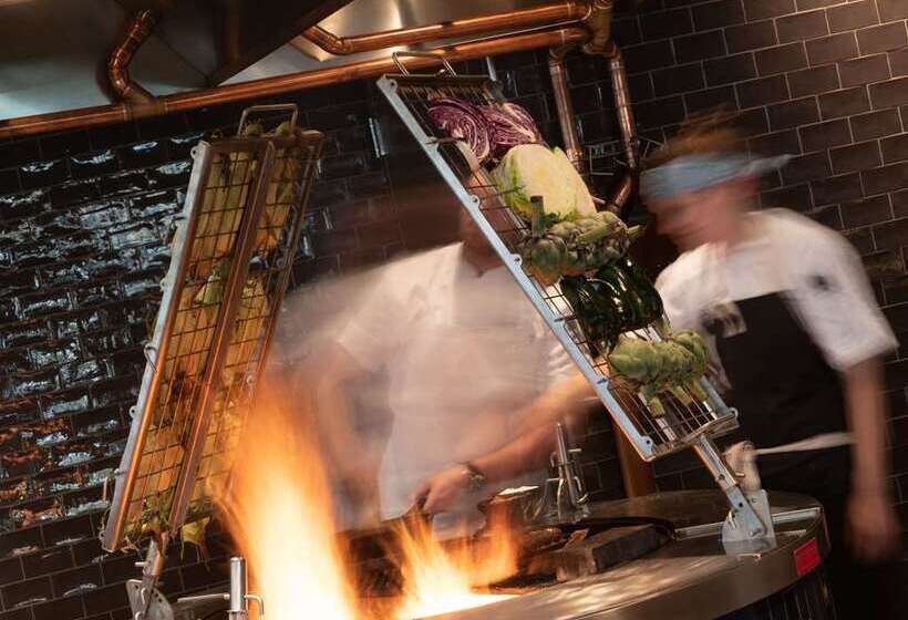 The Charter Hotel Seattle, Curio Collection By Hilton