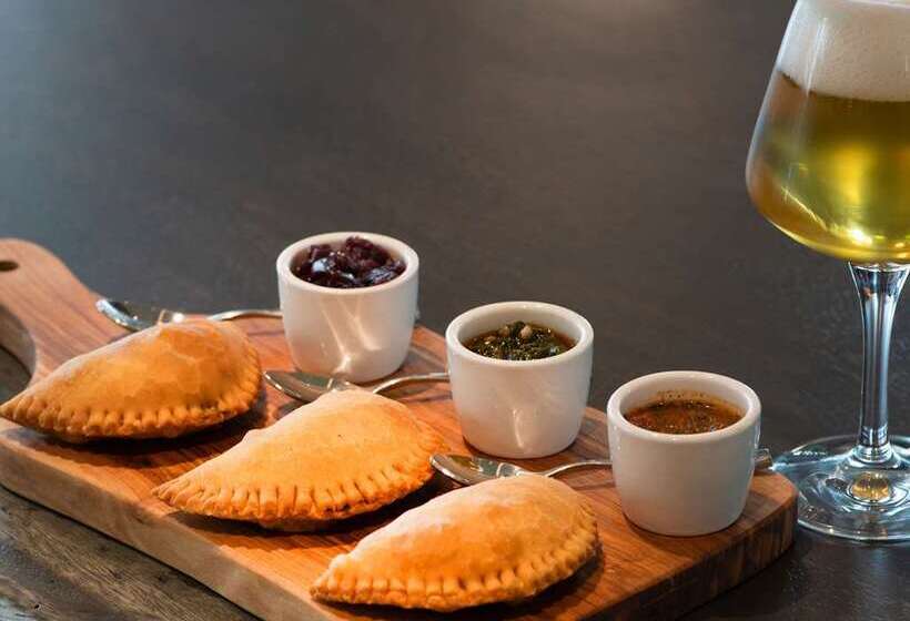 The Charter Hotel Seattle, Curio Collection By Hilton