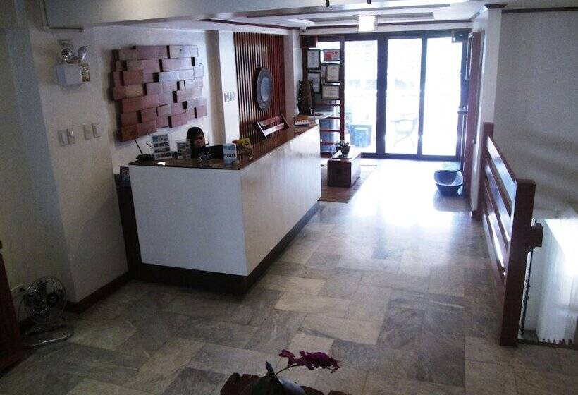 Отель Abozza Resort