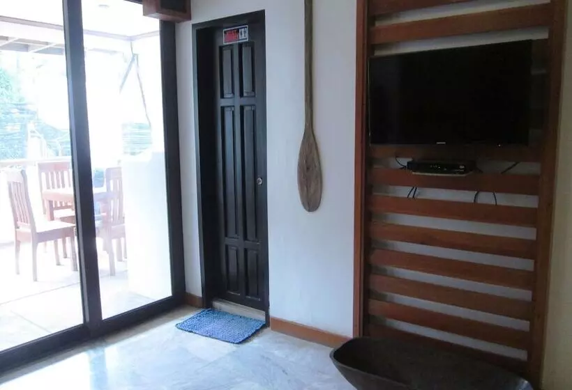 Hotel Abozza Resort