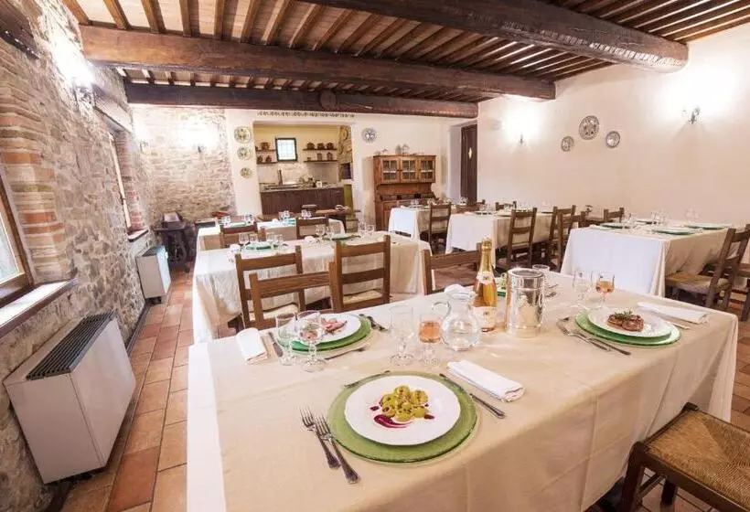 Hotelli Agriturismo Torre Burchio