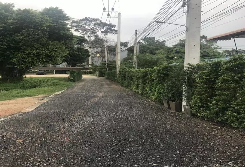 Hotelli Amarina Green