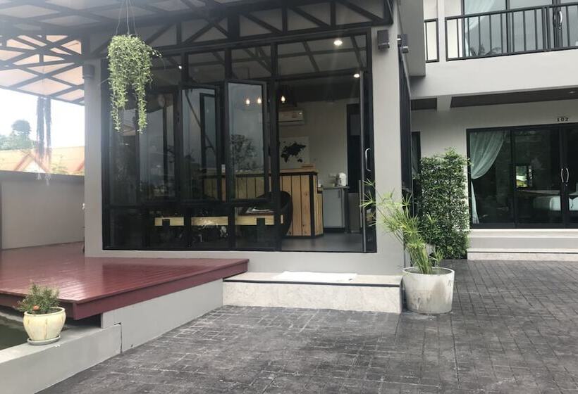 ホテル Amarina Green