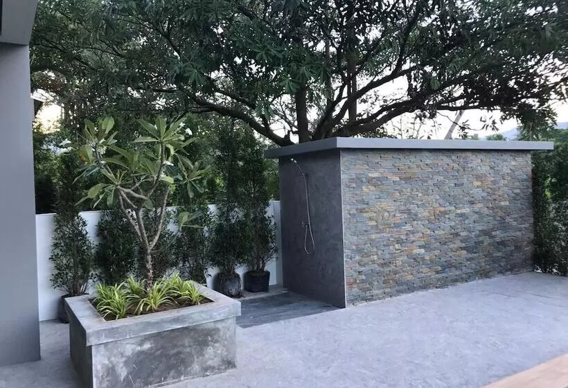 Hotelli Amarina Green