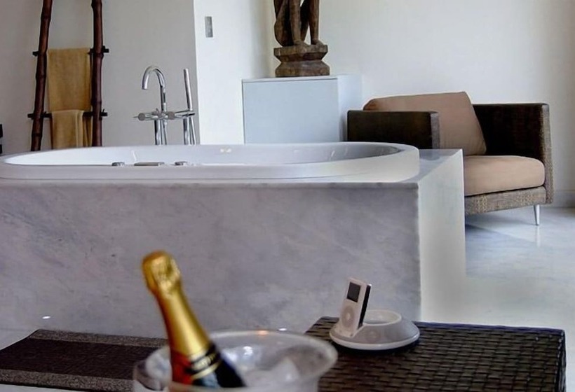 Otel Boracay Beach Houses