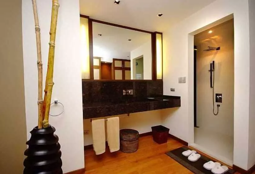 هتل Boracay Beach Houses