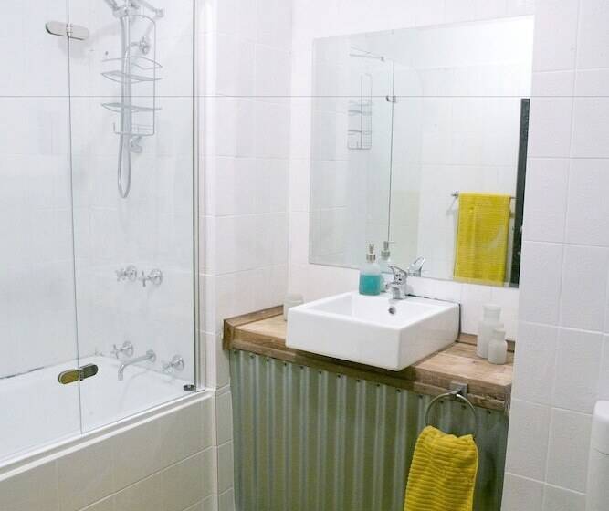 فندق Breakaway Views 374 Alp St