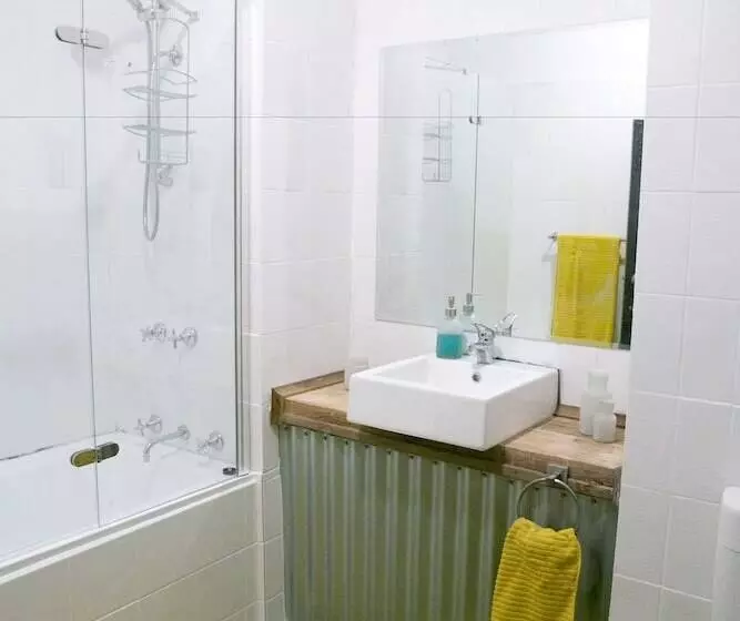 ホテル Breakaway Views 374 Alp St