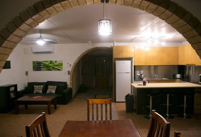 فندق Breakaway Views 374 Alp St