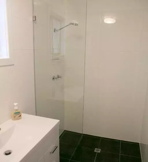 ホテル Breakaway Views 374 Alp St