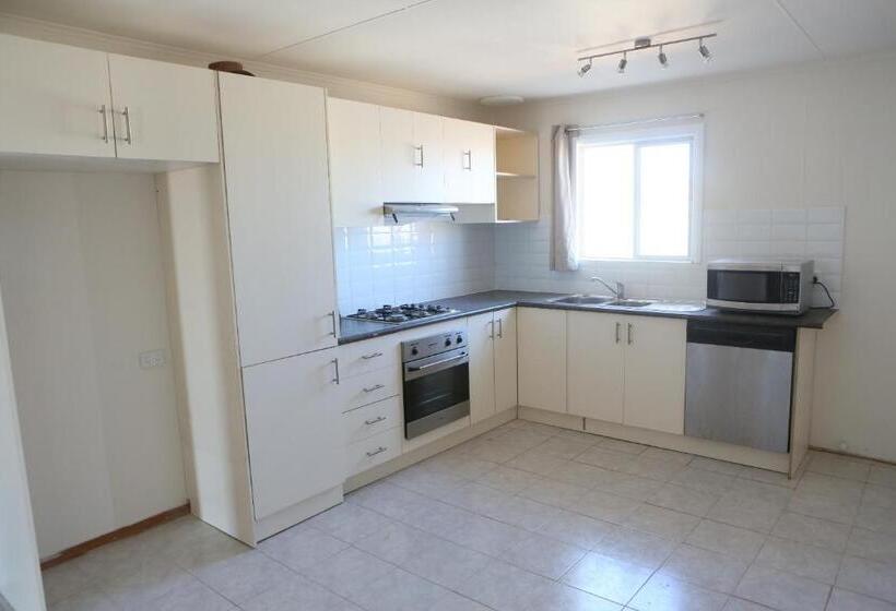 فندق Breakaway Views 374 Alp St