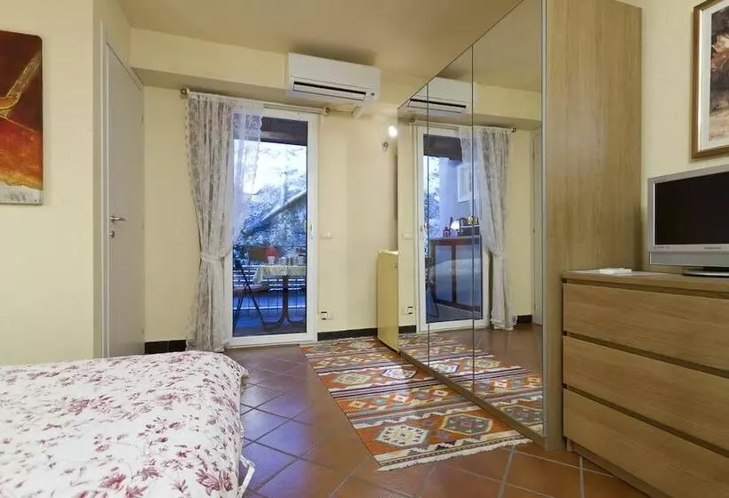 ホテル Camera Dolcenotte