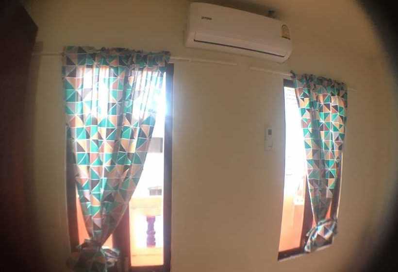 فندق Fanta Hostel Chaweng