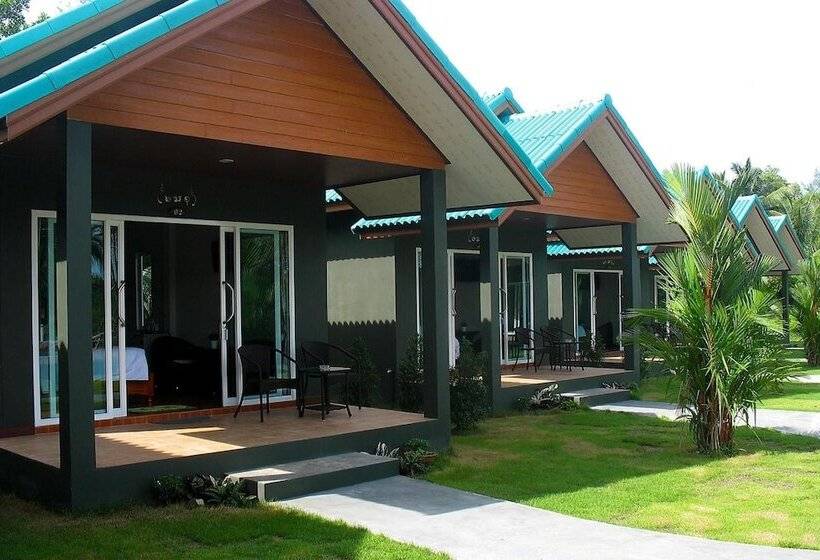 Отель Hongte Khaolak Resort