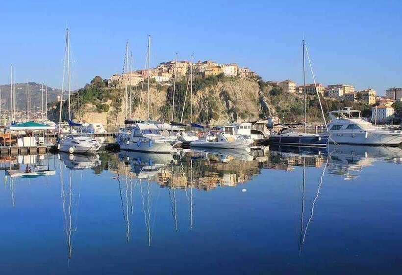 בית מלון כפרי I Delfini