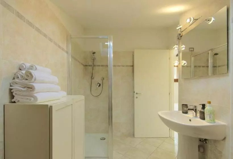 Hotelli Imola Residence   Self Check In