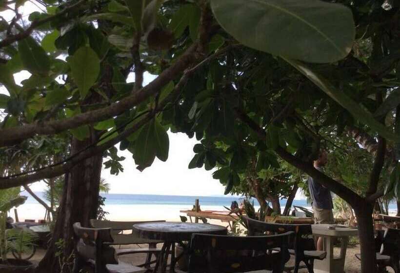 酒店 Phayam Coconut Beach Resort