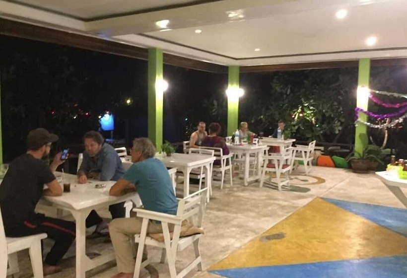 酒店 Phayam Coconut Beach Resort