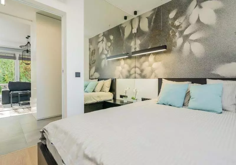 Hotelli Premium Wadowice Apartments