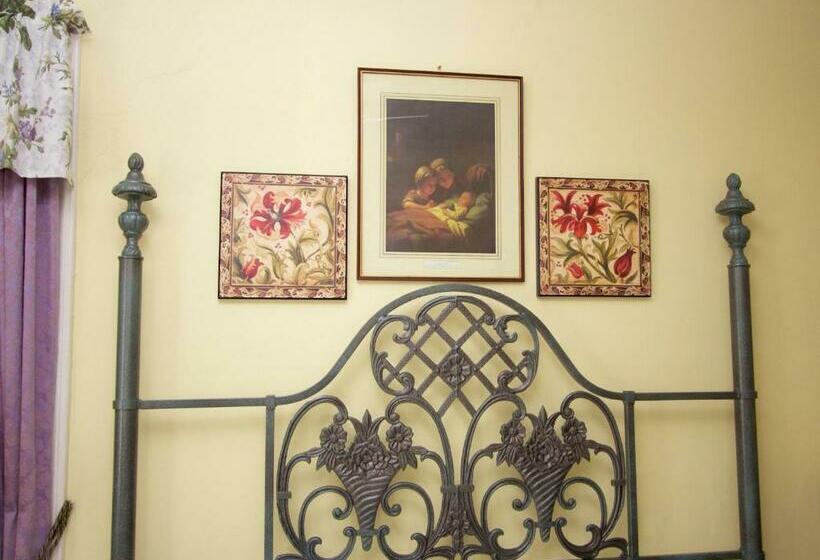 בית מלון כפרי Sylvia's Irish Inn