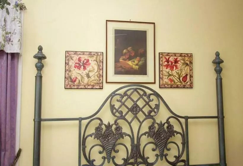 Hotelli Sylvia's Irish Inn