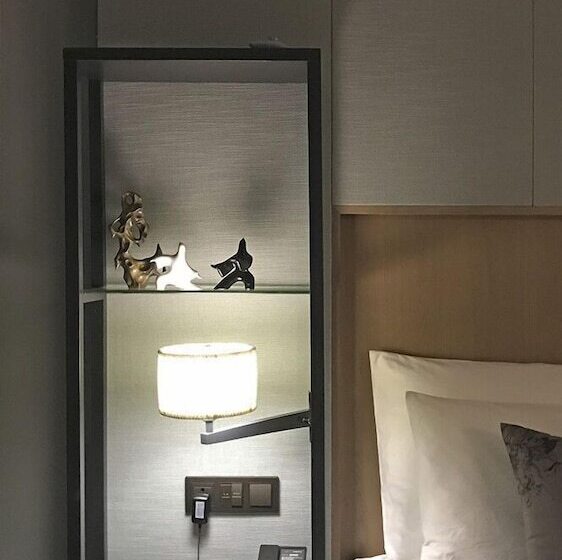 בית מלון כפרי The Lucid Resort