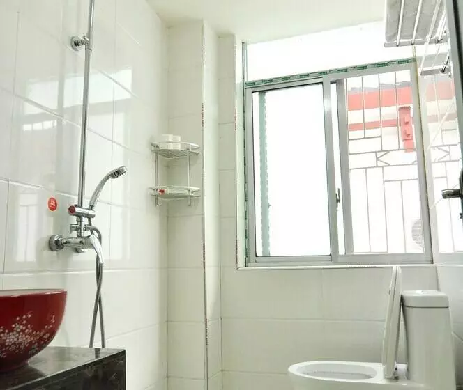 Hotelli Zhanguajiajie Huluju Inn