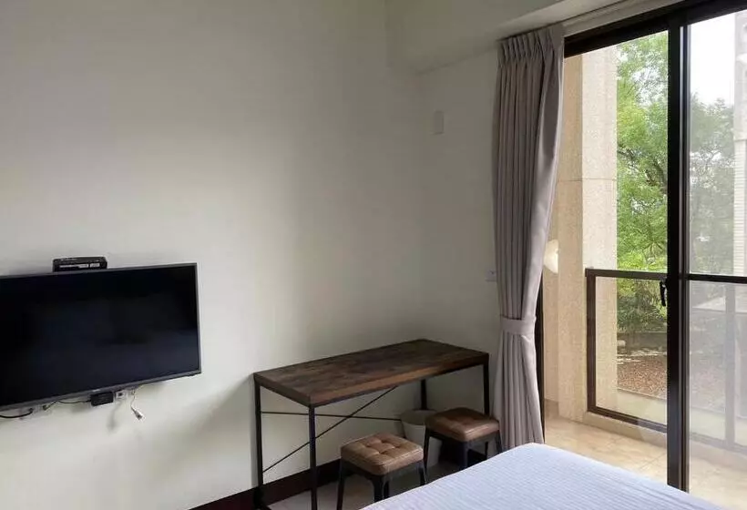 هتل Luo Dong Traveler B&b