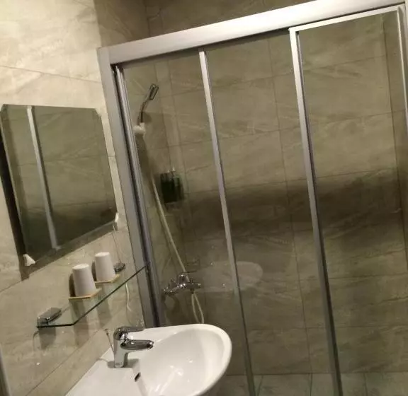 هتل Luo Dong Traveler B&b