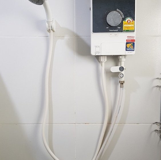 ホテル Chutchawan Apartment