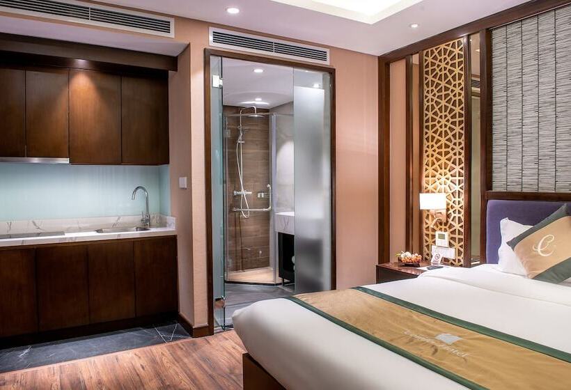 هتل Conifer Grand