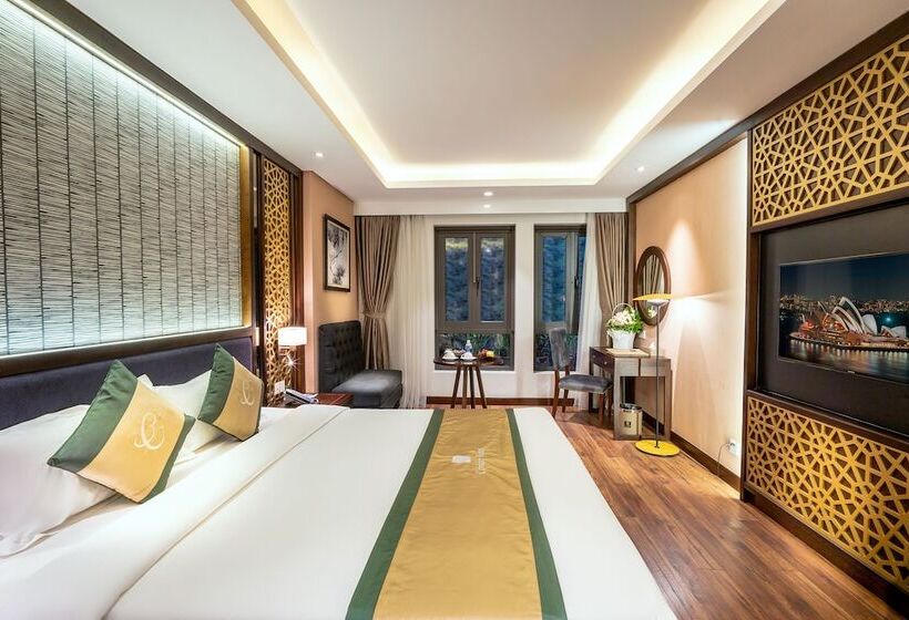 هتل Conifer Grand