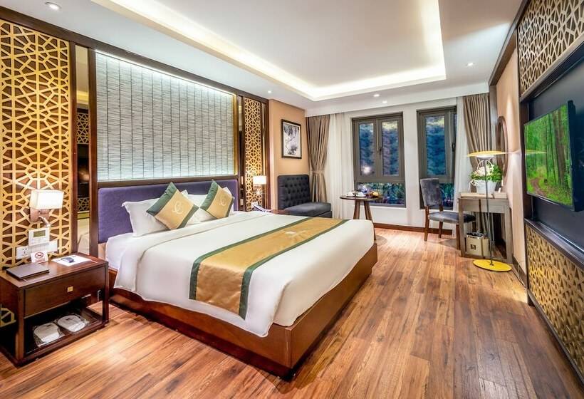 هتل Conifer Grand