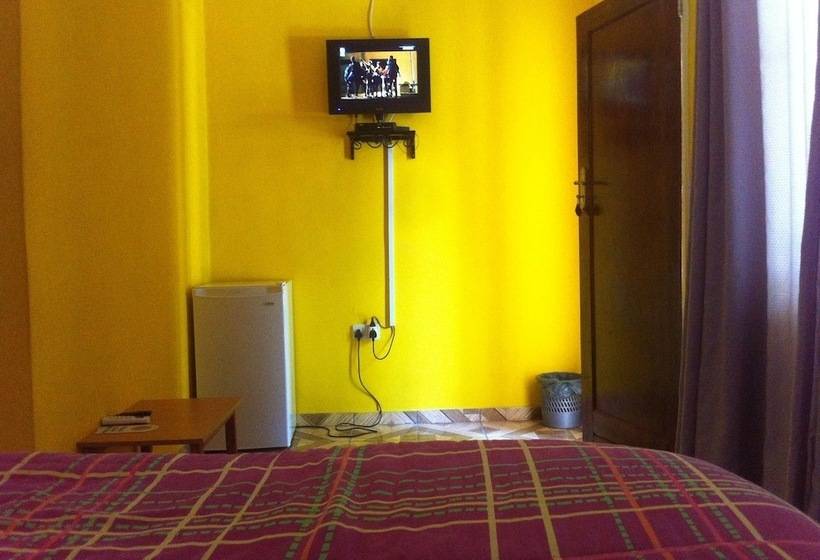 هتل Gomwe Guest Inn