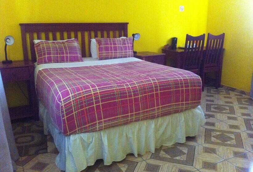 هتل Gomwe Guest Inn