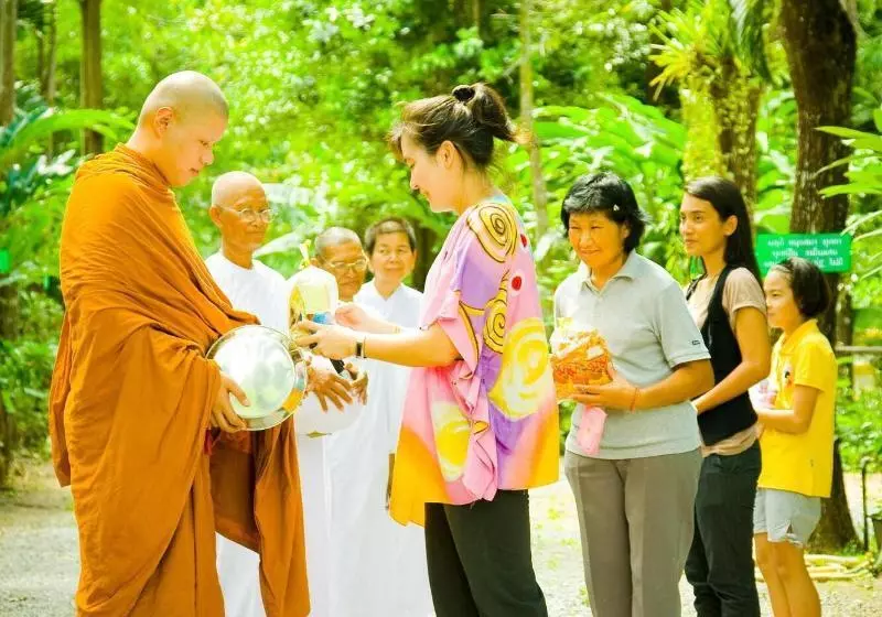 هتل Huaykhakhaeng Country Home Resort