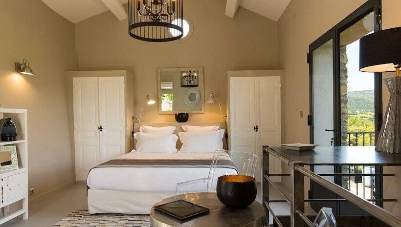 בית מלון כפרי La Maison De Crillon