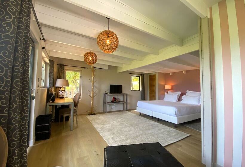 בית מלון כפרי La Maison De Crillon