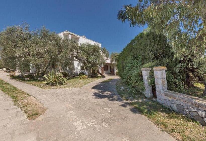 בית מלון כפרי Masseria Tinelli