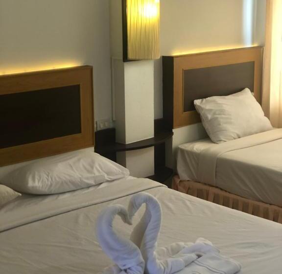 Отель Polkadot Hostel