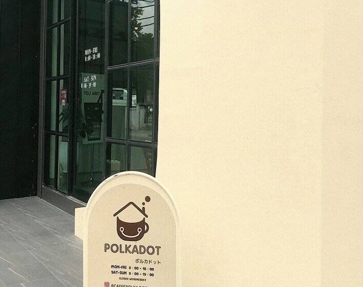 Отель Polkadot Hostel