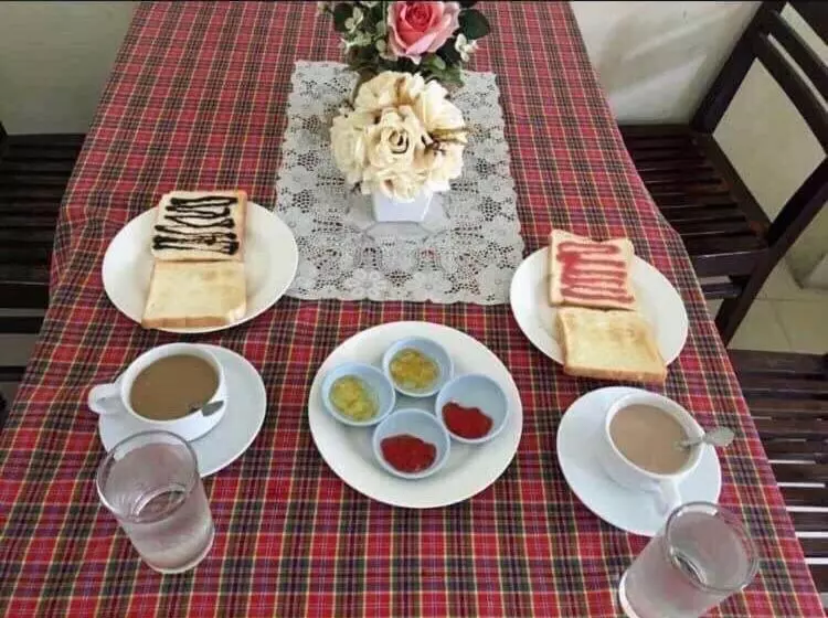 هتل Polkadot Hostel