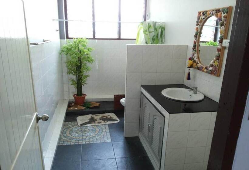 호텔 Rimtalay Guesthouse