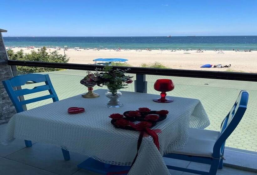 בית מלון כפרי Safir Sunny Beach