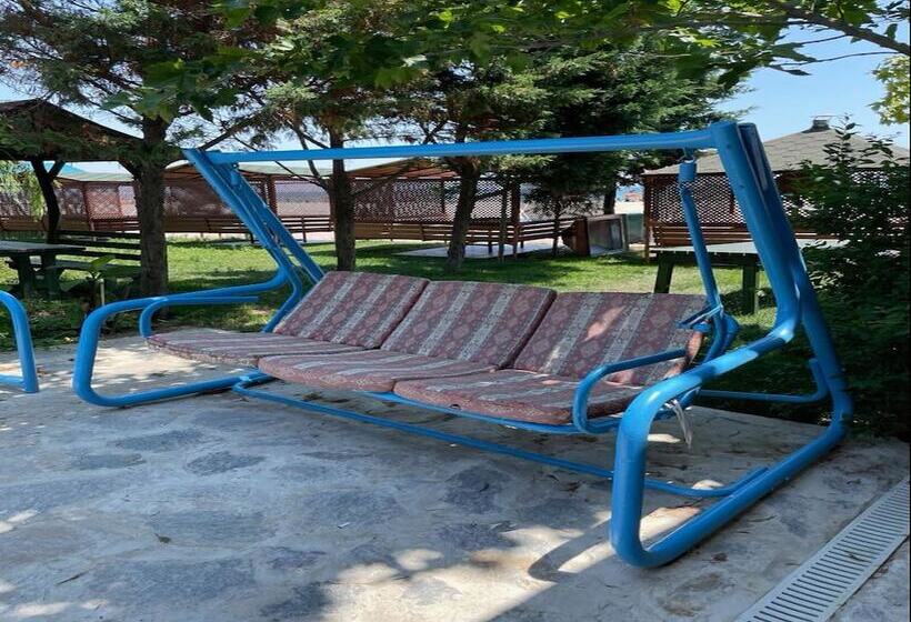 בית מלון כפרי Safir Sunny Beach